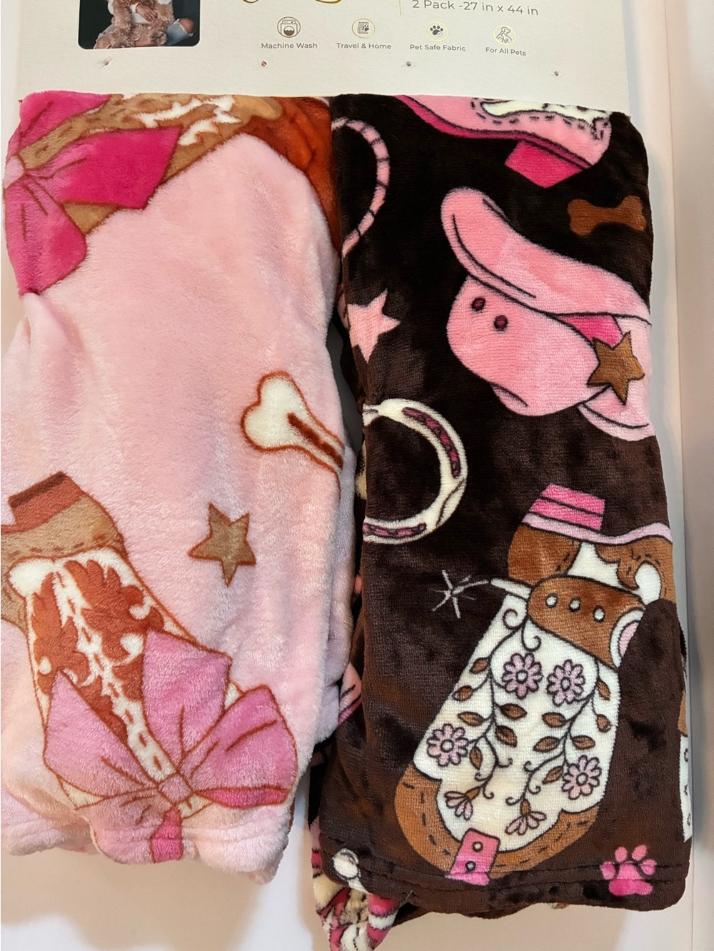 Western Pets throw blankets